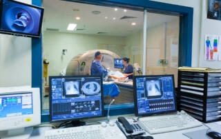 sala de um exame de radiologia