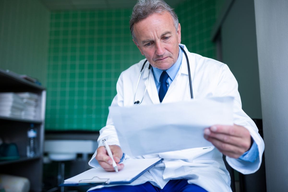 sensibilidade e especificidade em testes de diagnóstico