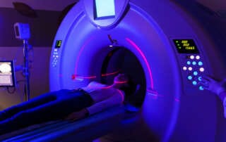 exame feito com tecnologia na radiologia